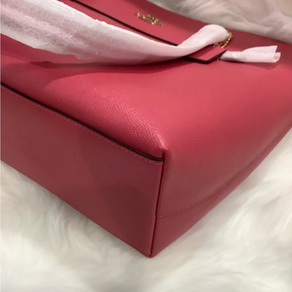 NEW COACH Gallery Tote 🍓Strawberry Haze - Picture 13 of 14